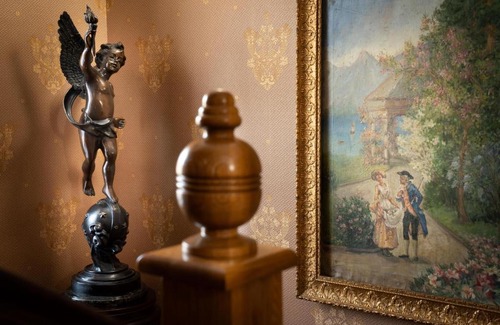Cocorastii Mislii Villa | KIM`s Manor