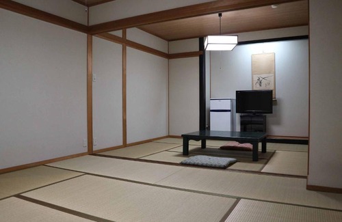 Nishi Ward Hotel | Kimatsu Ryokan