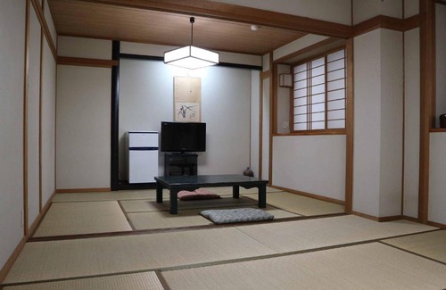 Nishi Ward Hotel | Kimatsu Ryokan