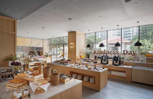 West Central District Hotel | Kindness Day Hotel