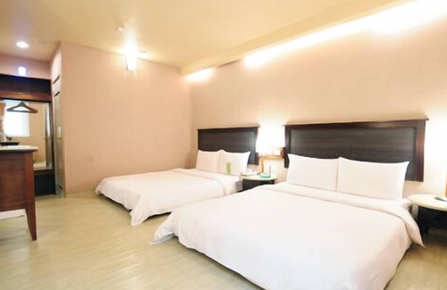 Lingya District Hotel | Kindness Hotel Weiwuying