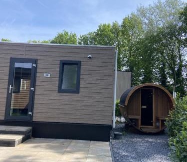 Municipality of Harderwijk Ski Chalet | Kindvriendelijk luxe chalet in de bossen met privé sauna