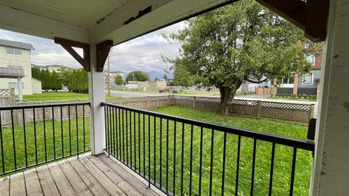 Chilliwack Proper Village West House | King and Queen rooms -J&J Chilliwack