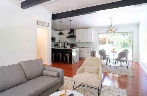 Chamblee House | King Bed ⭐️ Chamblee/Brookhaven ⭐️ Ideal for Longer Stays
