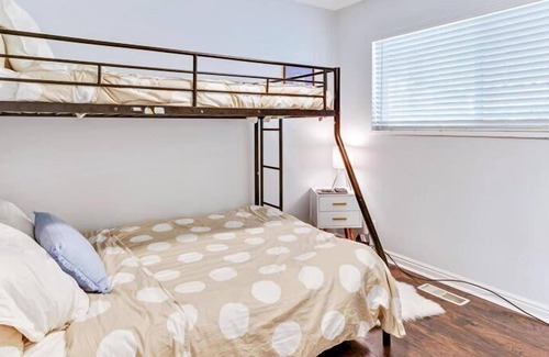 South Ogden House | King Bed,Fully Equipped kitchen,Board Games