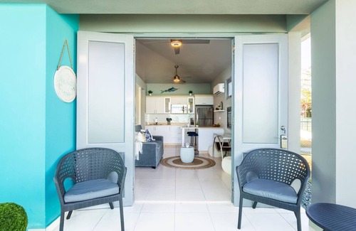Carrizal Villa | King Bed | Ocean Sunsets | Pool | Parking | Safe