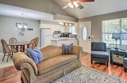 Flowood House | *King Bed* Peaceful Getaway Near the Reservoir