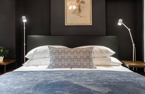 New Brunswick Apartment | King Bed☆Rutgers✭RWJ Hosp☆WalkSc-91 ✭NYC Train☆101