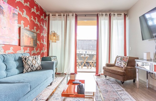 National City Apartment | King Beds Suite 307NC