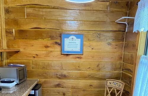Tulsa Cabin | King Cabin