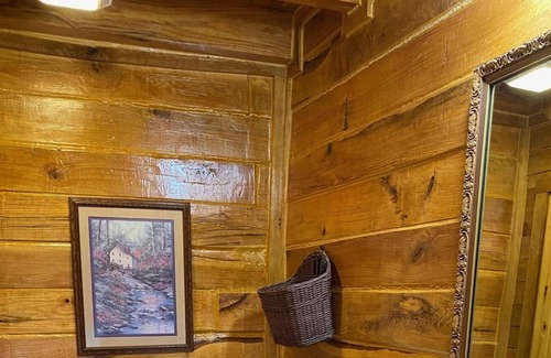 Tulsa Cabin | King Cabin
