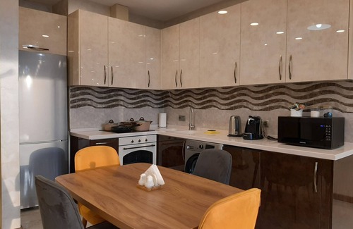 Old Tbilisi Apartment | King David luxury two bedroom 24