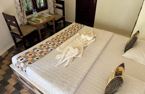 Jinja Resort | King Fischer's Resort Bukaya