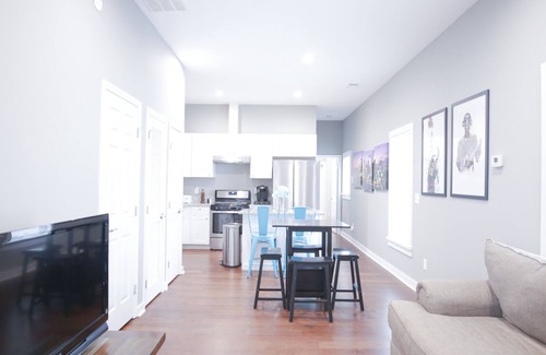 East Side House | King Getaway in Downtown Atlanta Grant Park