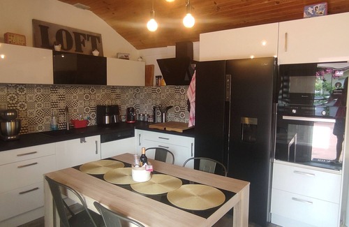 Le Hameau House | King Henry IV's Getaway in PAU – HOUSE 6 Ppl + BABY Pool SPA Brazier Plancha