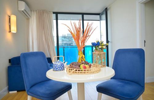 New Boulevard Apartment | King Hotel Orbi City Sea View