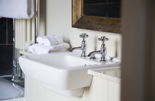 Tollard Royal Hotel | King John Inn