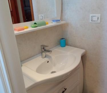 Empoli House | KING PRIVATE ROOM TRA ARTE MARE CAMPAGNA