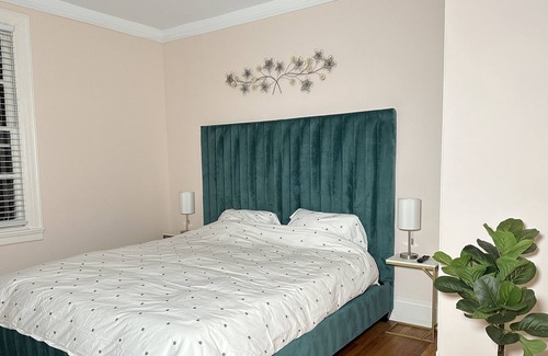 Pimlico Good Neighbors Apartment | King's Retreat in Historic Mount Washington