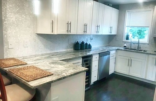 Baltimore House | King-Sized City Oasis