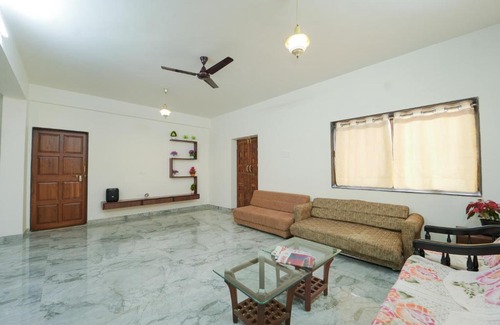 Bhilar Bed & Breakfast | King Stone Villa