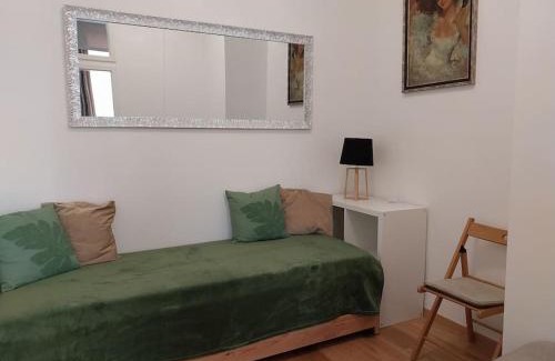 Pecs Apartment | King Street