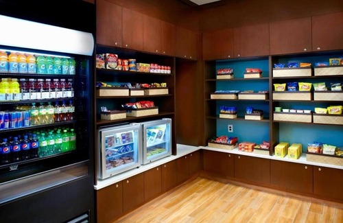Secaucus Apartment | King Studio Near The Plaza NYC