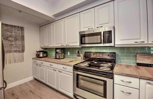 Naples Condo | King Suite 3/2 Coastal Condo the Reserve @ Naples