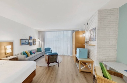 Sobro Hotel | King Suite Downtown Nashville! w/Rooftop Pool & Pet Friendly