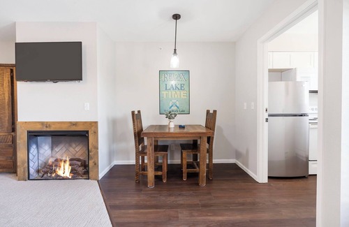 Indian Point Condo | King Suite for Two at Indian Point