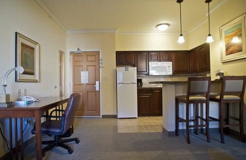 West San Antonio Condo | King Suite Near Sea World | FREE Breakfast Everyday + Pool Access!