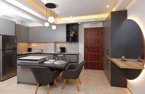 Thessaloniki City Centre Apartment | King Suite with Balcony | Zotos Luxury Living #12