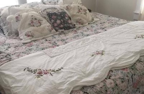 San Angelo Bed & Breakfast | King Suite with landmark view at Music Garden Mansion