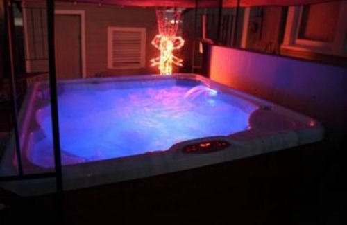 San Angelo Bed & Breakfast | King Suite with landmark view at Music Garden Mansion
