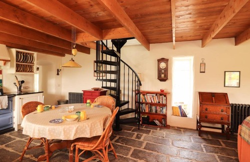 Ballinskelligs House | Kingdom Of The Hare