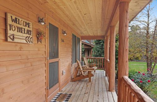 Saugatuck House | Kingfisher Cove Cabin 2