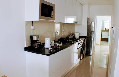 Praia Apartment | Kingfisher Plateau. 2A Apt on Rua Pedonal. Praia Central Near cafes & shops