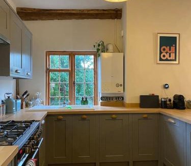 Sandwich Apartment | Kingpost - 3 bedroom Apartment in Sandwich