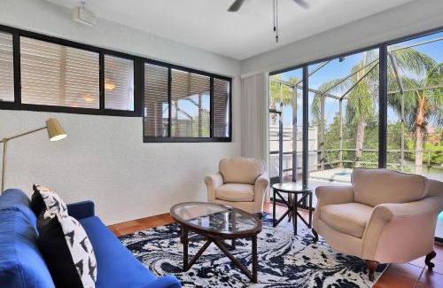 Apollo Beach House | Kings Canal