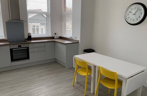 Plymouth Apartment | Kings Cross by Pureserviced