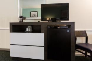 Mission Valley West Hotel | Kings Inn