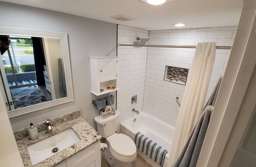 Sun City Center Condo | Kings Point 55+ Golf Resort Living at its BEST! Sun City Center w/24 Hr Security