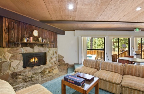 Kings Beach Apartment | Kings Run Retreat Patio