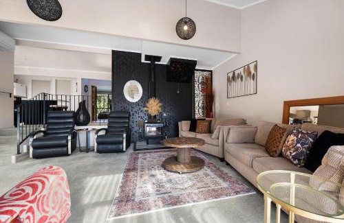 Paihia House | Kings Summer House - Paihia Holiday Home