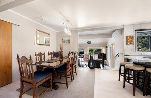 Paihia House | Kings Summer House - Paihia Holiday Home