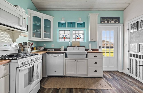 Boerne House | Kingsby Cottage - 1BR & Mountain Views