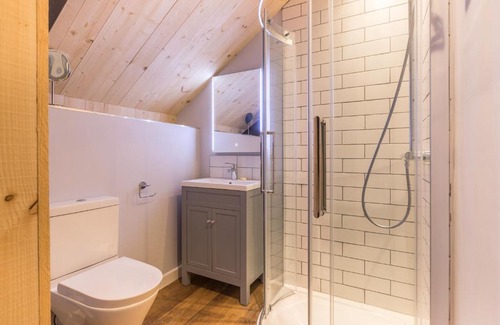 Totnes House | Kingston Estate