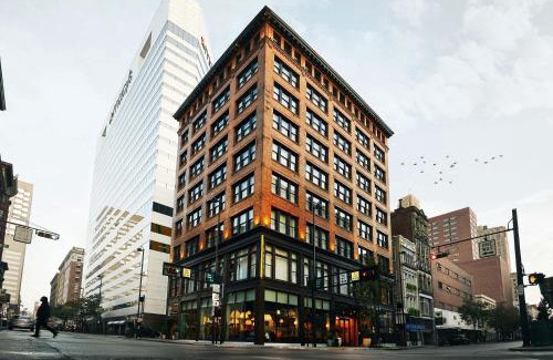Downtown Cincinnati Hotel | Kinley Cincinnati Downtown, a Tribute Portfolio Hotel