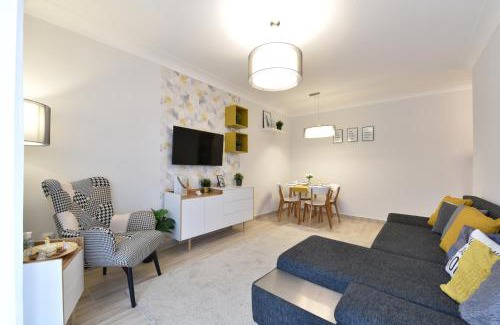 Szekesfehervar Apartment | Királykút 2 apartman - ingyen parkolás, bicajok, ac