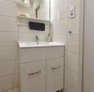 Szekesfehervar Apartment | Királykút 2 apartman - ingyen parkolás, bicajok, ac